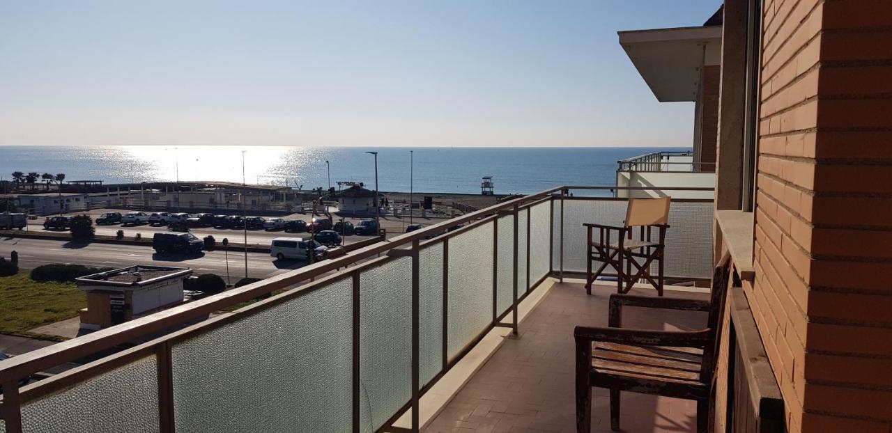 Sea View Apartment Lido di Ostia Exterior photo