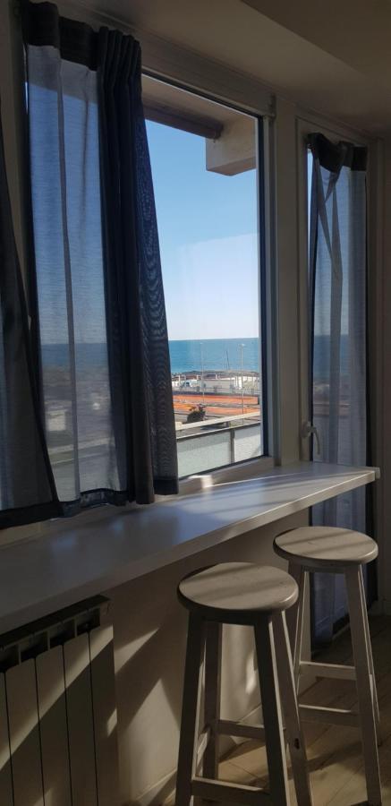 Sea View Apartment Lido di Ostia Exterior photo