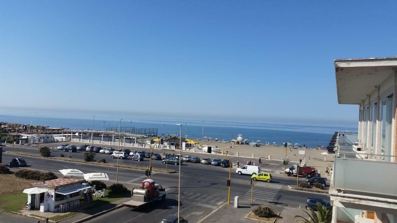 Sea View Apartment Lido di Ostia Exterior photo